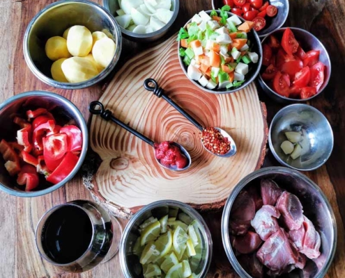 Mediterranes LAMMRAGOUT mit würzigem Gemüse